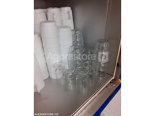 LOT VAISSELLE DIVERS ASSIETTES, TASSES, ETC (photo 6)