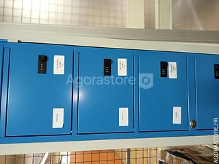 Etagère à casiers