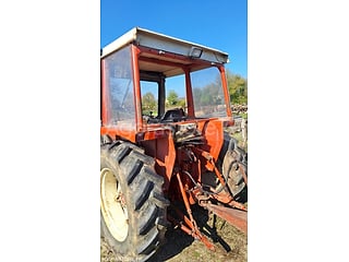 Tracteur Renault 461