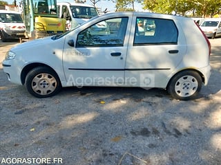 Fiat Punto (photo 3)
