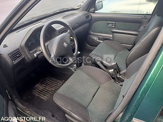 PEUGEOT 106 (photo 4)