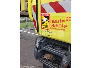 RENAULT KERAX 4X2 370 DXI (CR0109) (photo 2)
