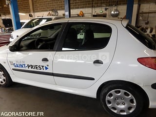 PEUGEOT 206 (photo 2)