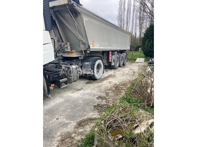 Semi benne TP BENALU SIDERALE 3 essieux