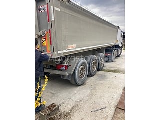 Semi benne TP BENALU SIDERALE 3 essieux (photo 6)