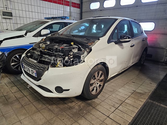 Voiture - PEUGEOT 208
