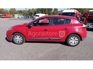 Voiture - Renault - MEGANE - 2012 - 297459km (photo 3)