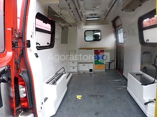 Fourgon - Renault - MASTER Ancienne Ambulance Modifiée en VTU (photo 6)