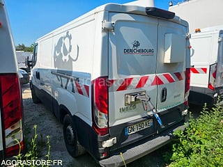 Hydrogommeuse Haute Pression Iveco 35S14N - 2023 - 30166km - GN150KE (photo 4)
