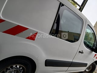 Voiture - Peugeot - PARTNER - VENTE RESERVEE AUX PRO (photo 4)