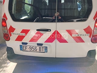 Voiture - Peugeot - PARTNER - VENTE RESERVEE AUX PRO (photo 6)