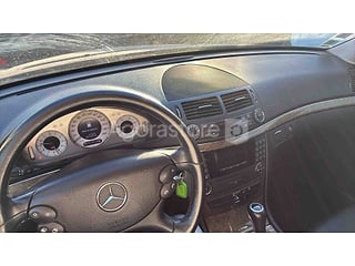 Voiture - Mercedes - CLASSE E - 2008 - 131291km (photo 4)