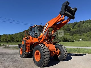 Chargeuse sur pneus - Doosan - DL 300 - 2014 - 7566h (photo 6)