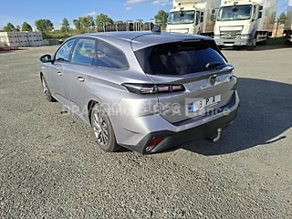 Peugeot 308 SW - 1.2 110cv - 2022 - 204322 km (photo 4)