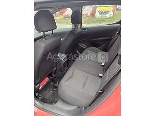 Voiture - Peugeot - 308 (photo 6)