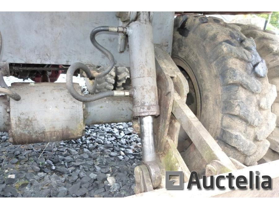 Location pelle sur pneus 14t - pelleteuse pneus 14 tonnes - Newloc