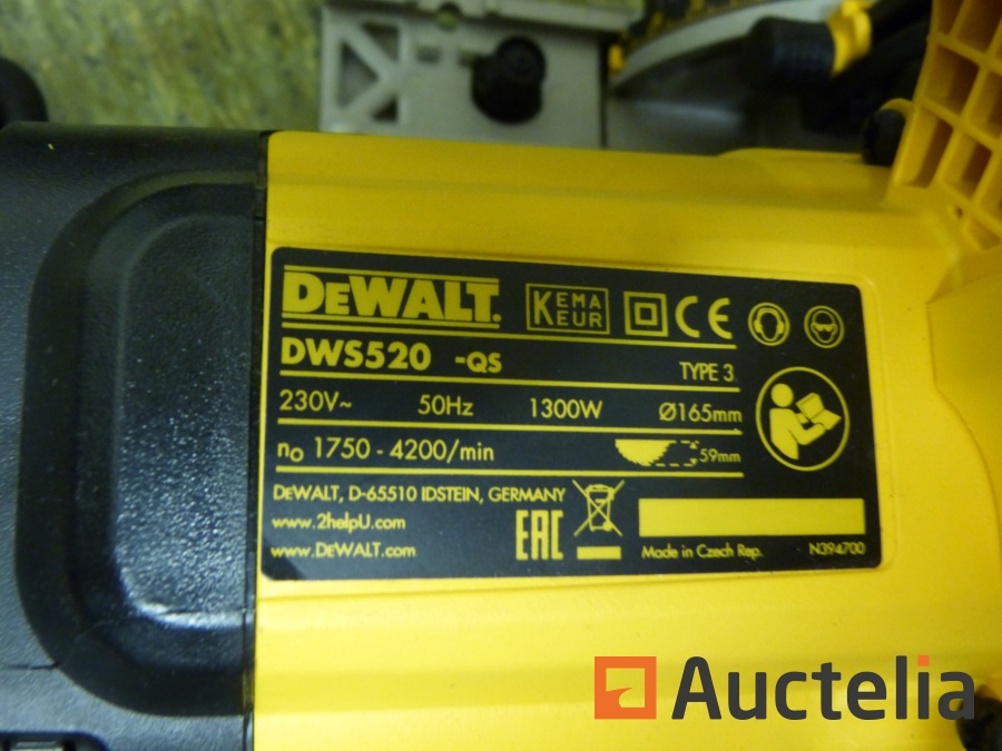 DEWALT DWS520 - Scie circulaire plongeante 