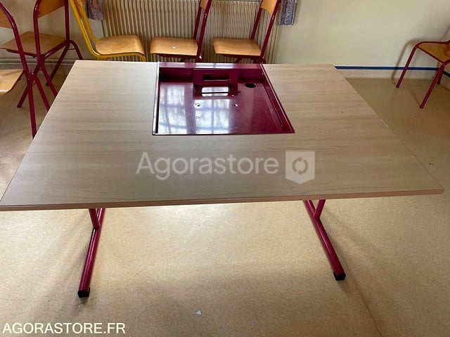 TABLE DE CLASSE (9 en stock)