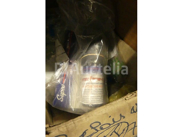 1 set onderdelen voor koeling (condensormotoren, propellers, span, relais, condensor). (+/- 50 stuks) – foto 9 – kavel bij Auctelia, Charleroi