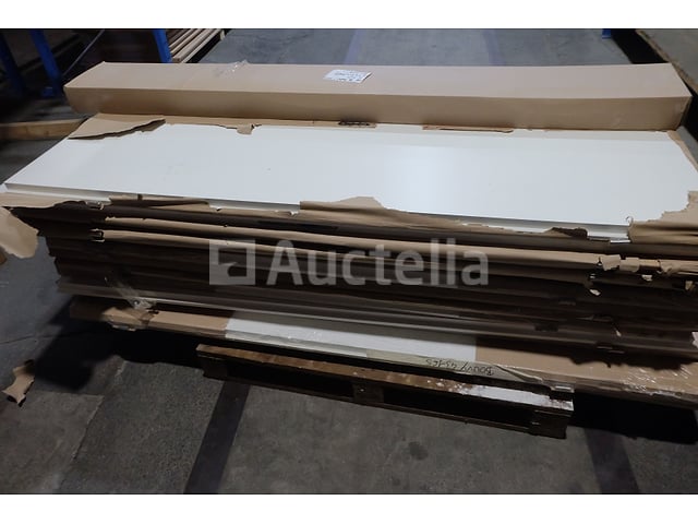 10 binnendeuren en accessoires – foto 6 – kavel bij Auctelia, Paliseul