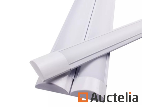 Auctelia: LED-lamp 120CM 36W – veiling bij Auctelia