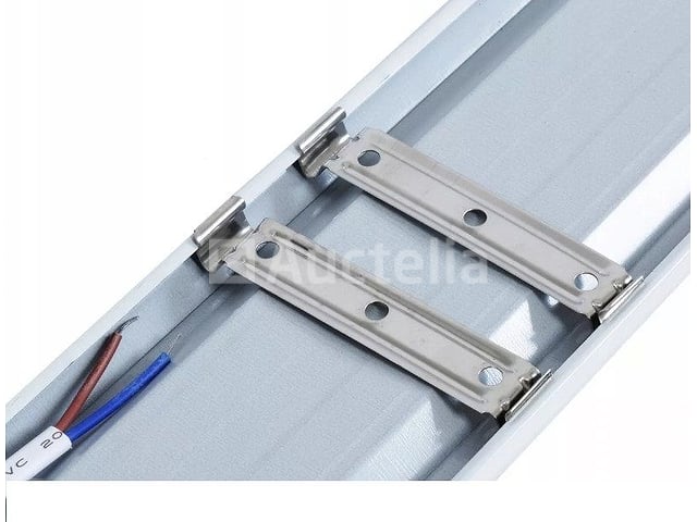 10 LED-lampen 120 cm 36W – foto 3 – kavel bij Auctelia, Aye
