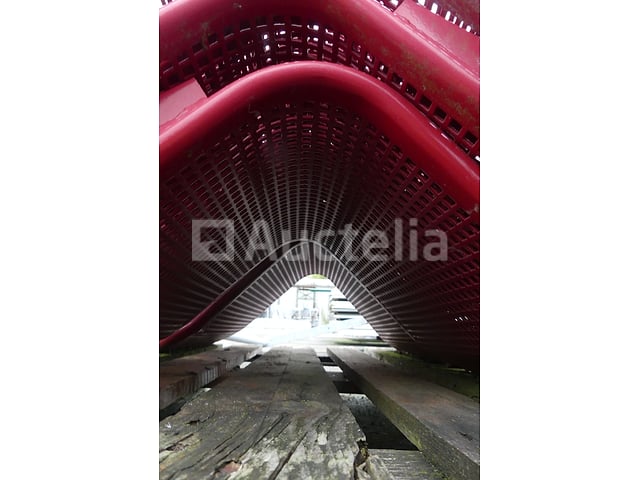 10 metalen stoelen voor de wachtplaats – foto 5 – kavel bij Auctelia, Merelbeke-Melle