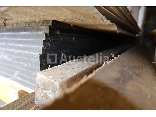 10 zwarte MDF houten panelen – foto 3 – kavel bij Auctelia, Havelange