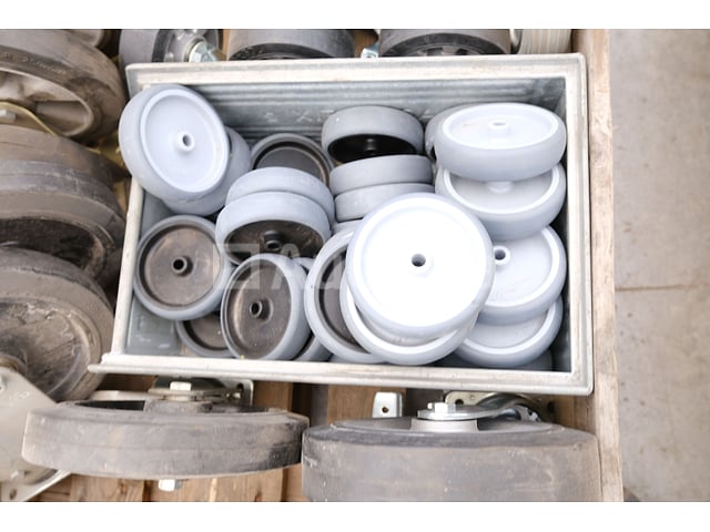 100 Verschillende Casters – foto 8 – kavel bij Auctelia, Mechelen
