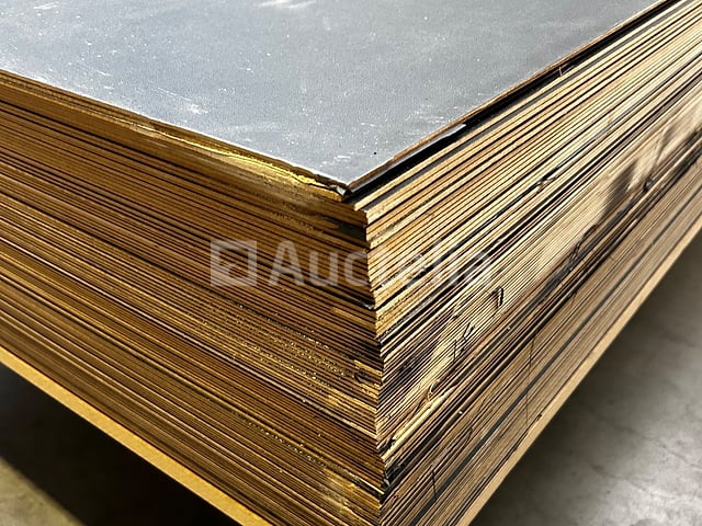 100 x houten HDF-panelen 4,8mm zwart 2530mmx2070mm – foto 4 – kavel bij Auctelia, Éghezée