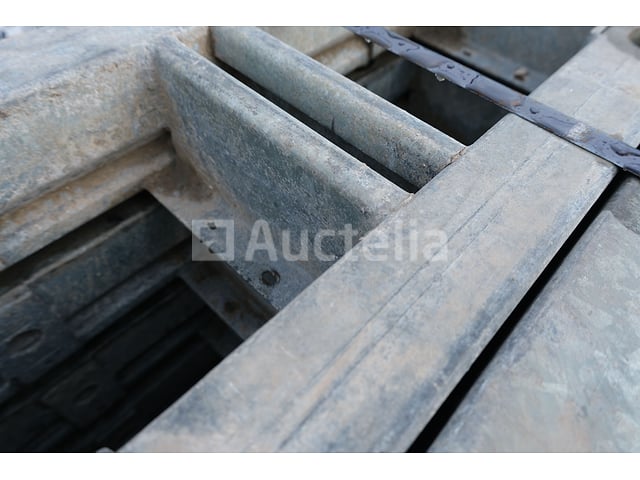 12 paneelbehuizingen 270X30 Framax – foto 4 – kavel bij Auctelia, Machelen
