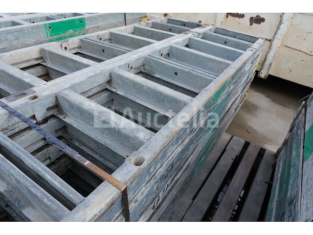 12 paneelbehuizingen 270X60 Framax – foto 2 – kavel bij Auctelia, Machelen