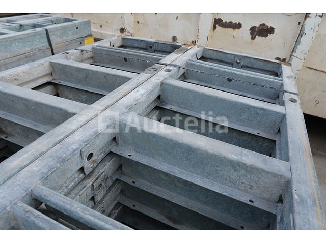 12 paneelbehuizingen 270X60 Framax – foto 4 – kavel bij Auctelia, Machelen