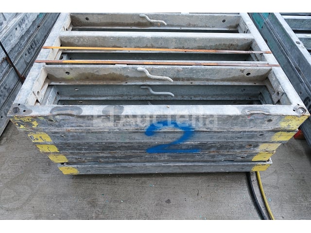 12 panelbehuizingen 330X135 Framax – foto 2 – kavel bij Auctelia, Machelen