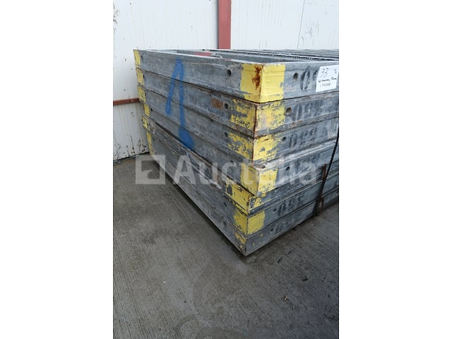 12 panelbehuizingen 330X135 Framax – foto 3 – kavel bij Auctelia, Machelen
