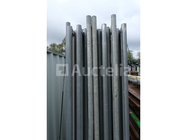 13 Solide constructiebarrières – foto 3 – kavel bij Auctelia, Chaudfontaine