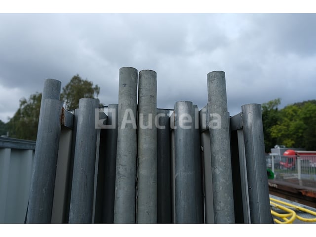 13 Solide constructiebarrières – foto 4 – kavel bij Auctelia, Chaudfontaine