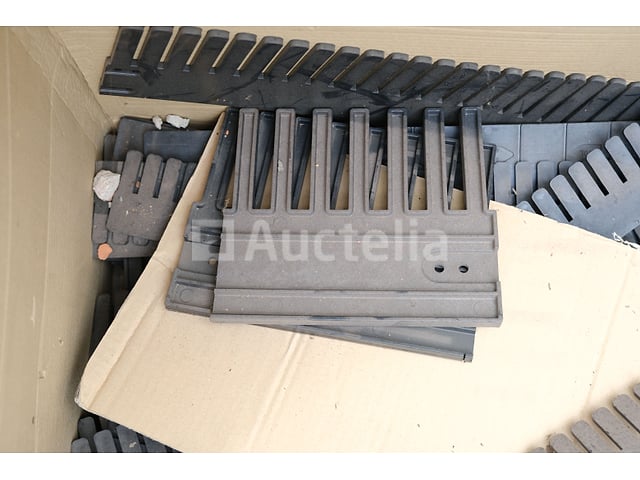 130 plastic scheidingsmiddelen voor gereedschapsopslag – foto 4 – kavel bij Auctelia, Mechelen