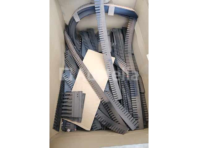 130 plastic scheidingsmiddelen voor gereedschapsopslag – foto 5 – kavel bij Auctelia, Mechelen