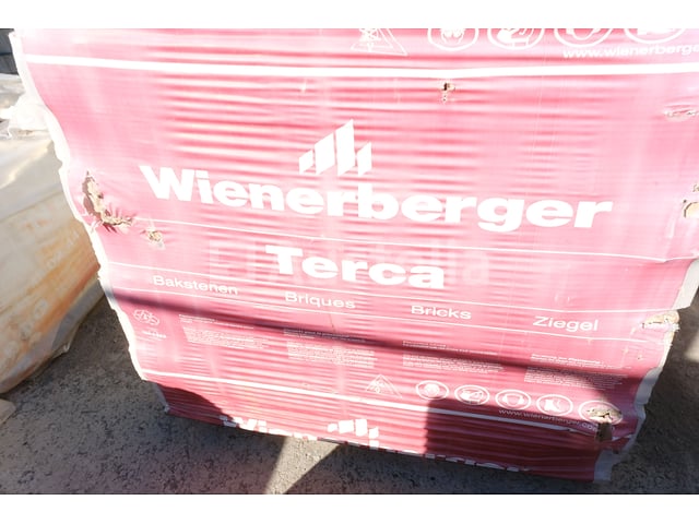 1320 Bakstenen Wienerberger Plaza – foto 3 – kavel bij Auctelia, Paliseul