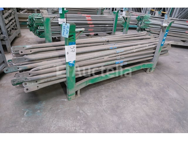 138 Doka 12.200 diagonale runners – foto 2 – kavel bij Auctelia, Machelen