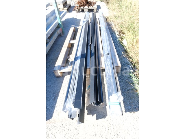 15 aluminium afwerkingsprofielen – foto 5 – kavel bij Auctelia, Paliseul