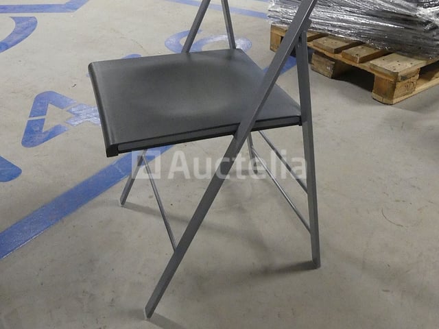 15 ARRMET POCKET klapstoelen (Lot 010 bis) – foto 3 – kavel bij Auctelia, Tournai