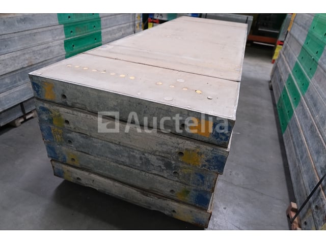 15 bekistingspanelen 270X90 Framax Universal – foto 2 – kavel bij Auctelia, Machelen