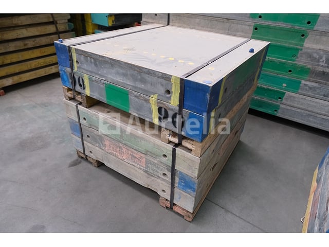 15 Bekistingspanelen 90X90 Framax Universal – foto 4 – kavel bij Auctelia, Machelen