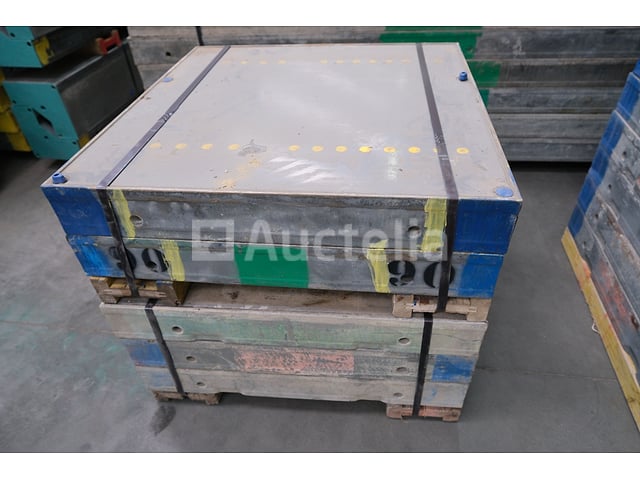 15 Bekistingspanelen 90X90 Framax Universal – foto 5 – kavel bij Auctelia, Machelen