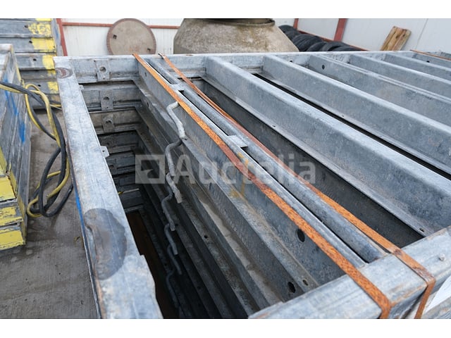 15 Framax paneelbehuizingen 270X135 – foto 7 – kavel bij Auctelia, Machelen