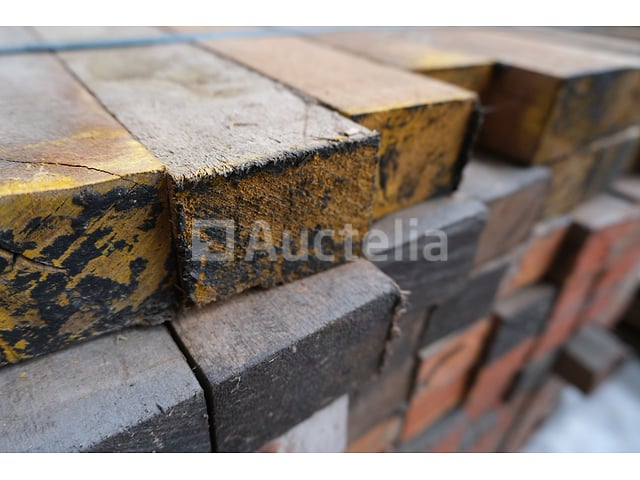 150 Meranti houtspoor – foto 4 – kavel bij Auctelia, Liège