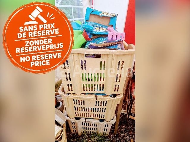 150 Strandspeelgoed – kavel bij Auctelia, Malle