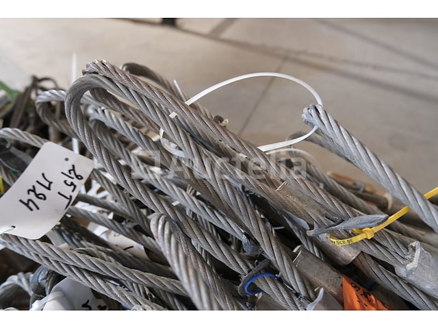 16 M24-2,5 ton liftende ogen – foto 3 – kavel bij Auctelia, Machelen